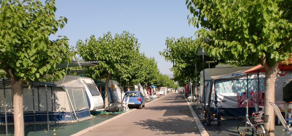Camping Y Bungalows Monmar Монкофар Экстерьер фото